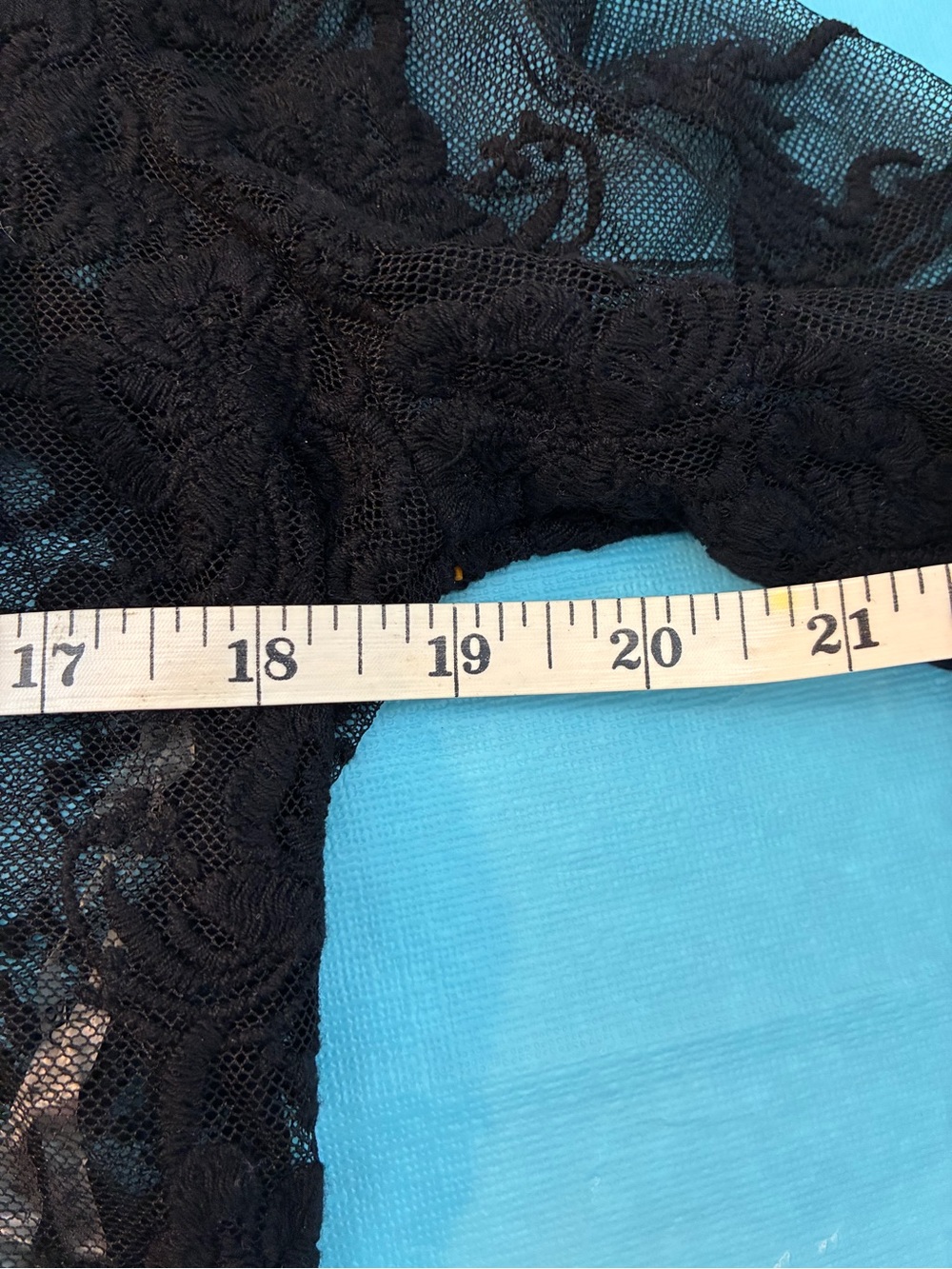 Buffalo David Bitton Black Sheer Lace Top With Bird/Floral Design Size Small - Picture 5 of 5